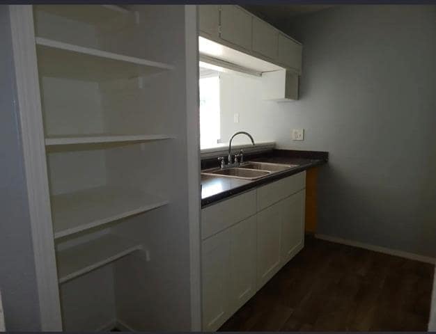 Building Photo - 6715 Whiteridge Dr