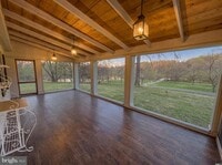 Building Photo - 37899 Snickersville Turnpike