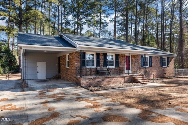 Building Photo - 329 S McPherson Church Rd