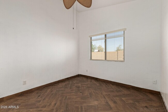 Building Photo - 23538 W Grove Cir