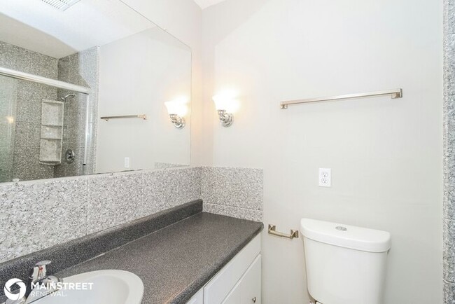 Building Photo - 7215 Crenata Dr