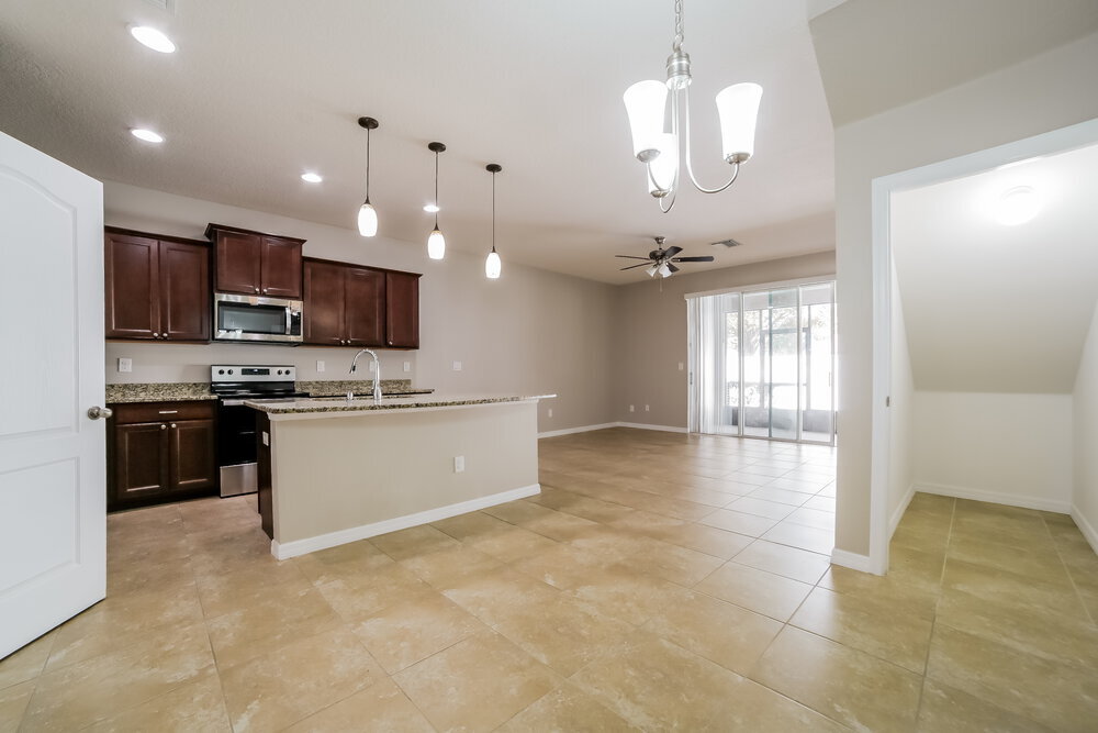 Building Photo - 10408 Red Carpet Ct