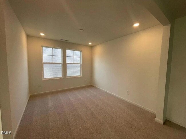 Building Photo - 199 S Finley Lndg Pkwy