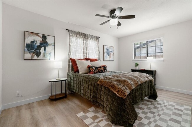 Building Photo - 5313 Wellington Dr