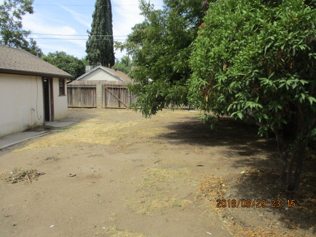 Building Photo - 330 S Hayston Ave