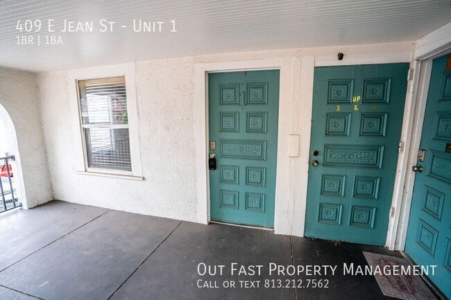 Building Photo - 409 E Jean St