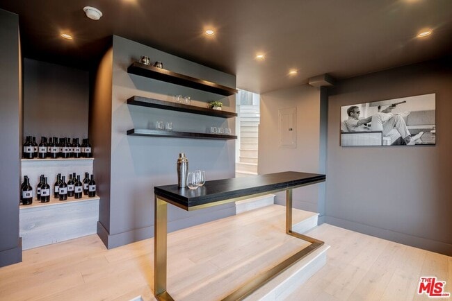 Building Photo - 7567 Hermes Dr