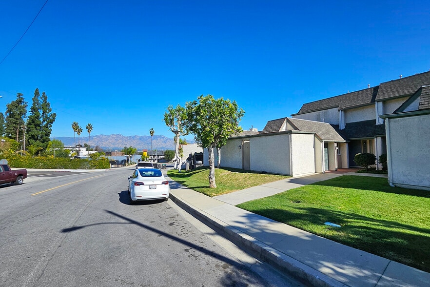 Building Photo - 126 Casuda Canyon Dr