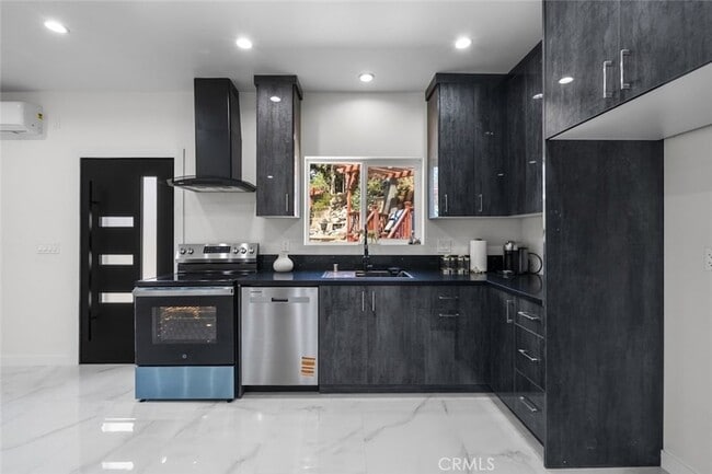 Building Photo - 10801 1/2 Wescott Avenue Unit