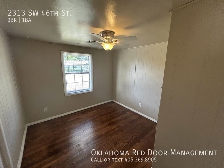 Building Photo - 2313 SW 46th St