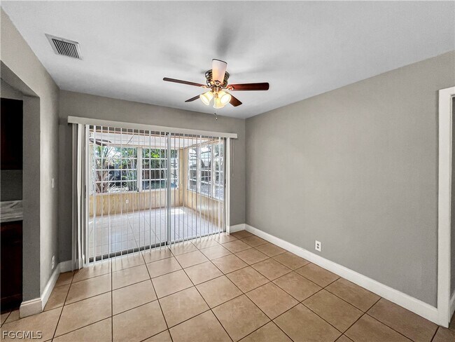 Building Photo - 7300 Barragan Rd