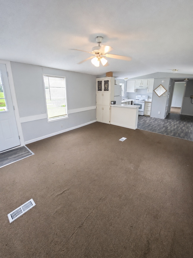 Building Photo - 1493 Hickory Valley Rd