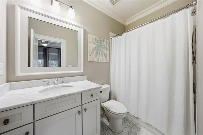 Building Photo - 1295 Cumberland Rd NE