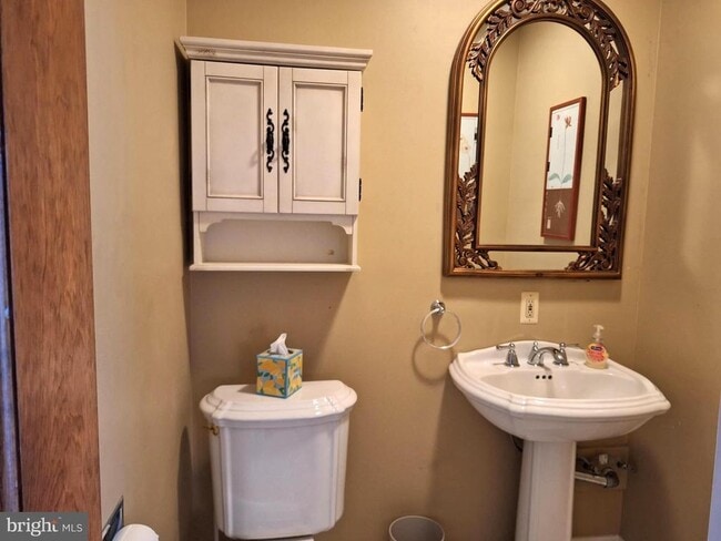 Building Photo - 2254 Winchester Rd