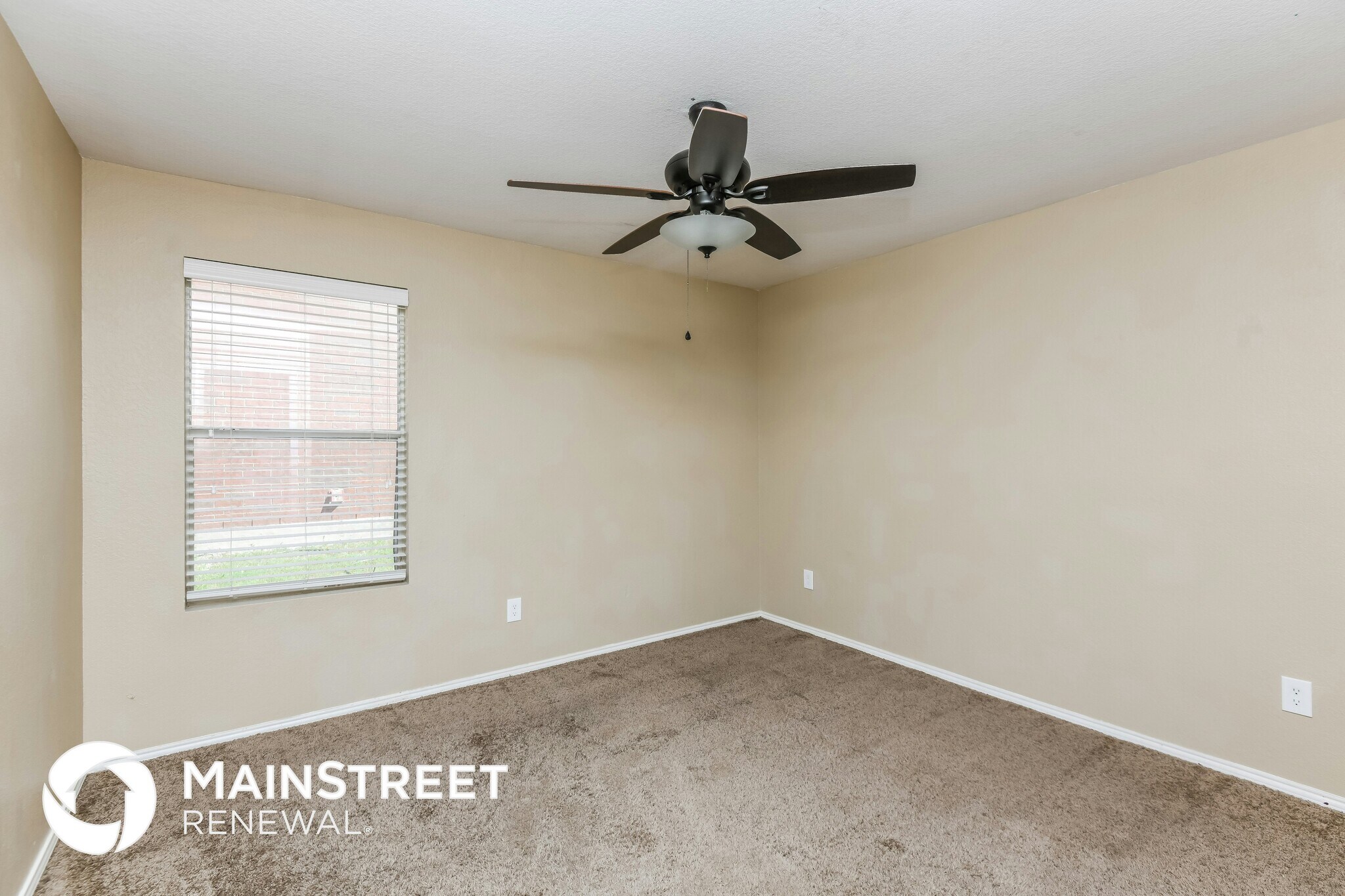 Building Photo - 4913 Water Ridge Ln
