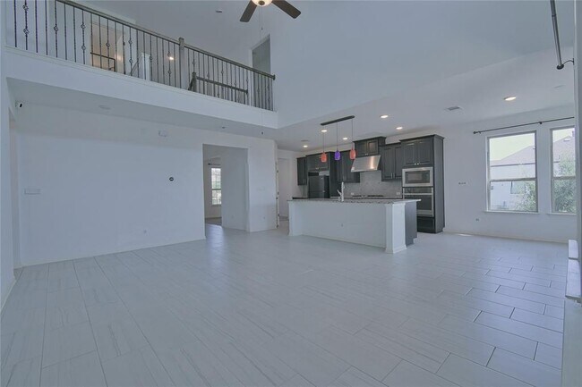 Building Photo - 1413 Castalo Ln