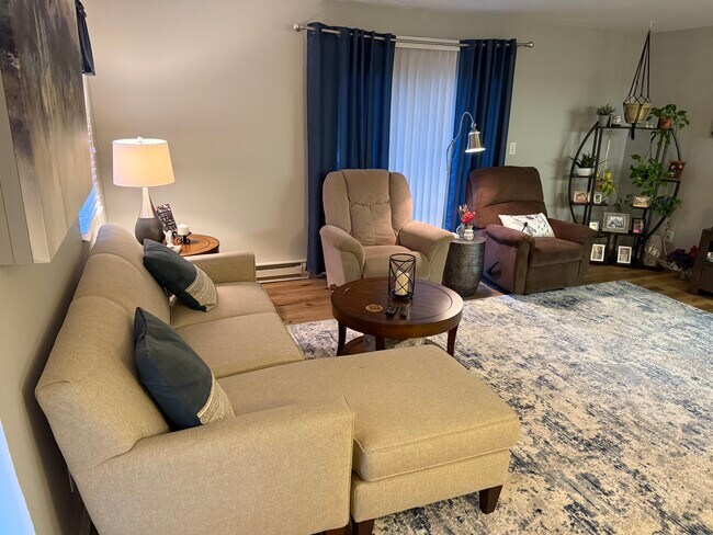 Building Photo - 406 Sheffield Rd