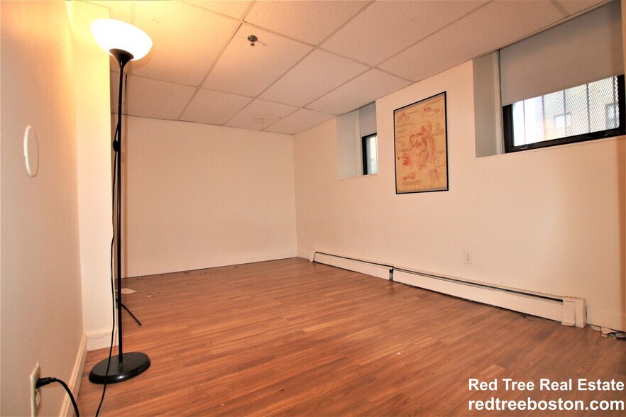 Building Photo - 1160 Commonwealth Ave