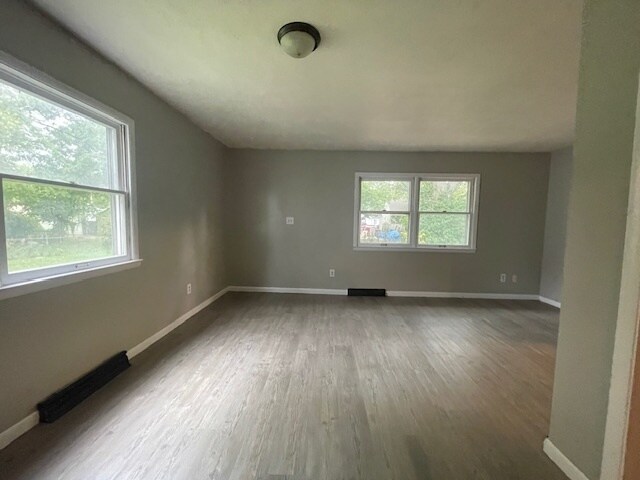 Building Photo - 1646 N Brookfield St