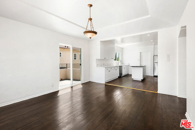 Building Photo - 7926 4th St