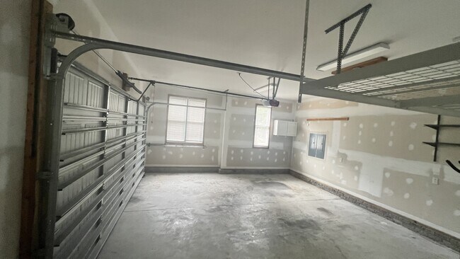 Building Photo - 267 Carolina Way