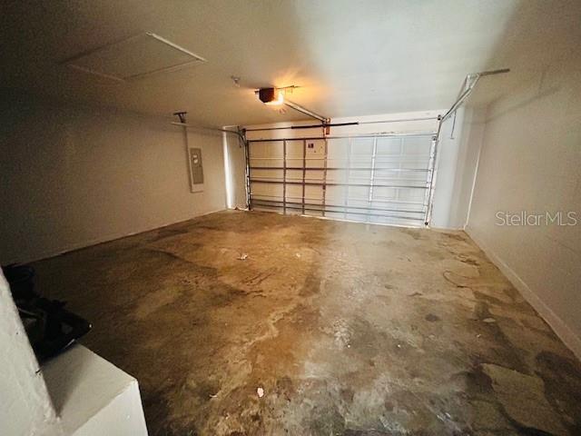 Building Photo - 462 Magpie Ct