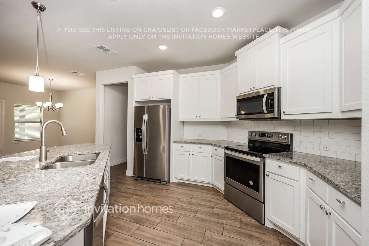 Building Photo - 254 Hedgewood Dr