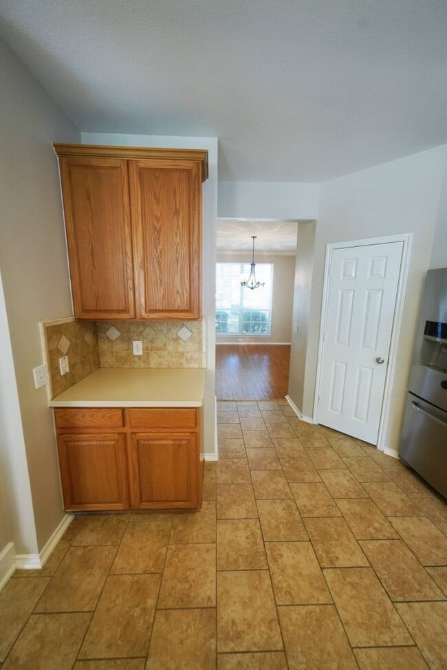 Building Photo - 4736 Green Bluff Dr