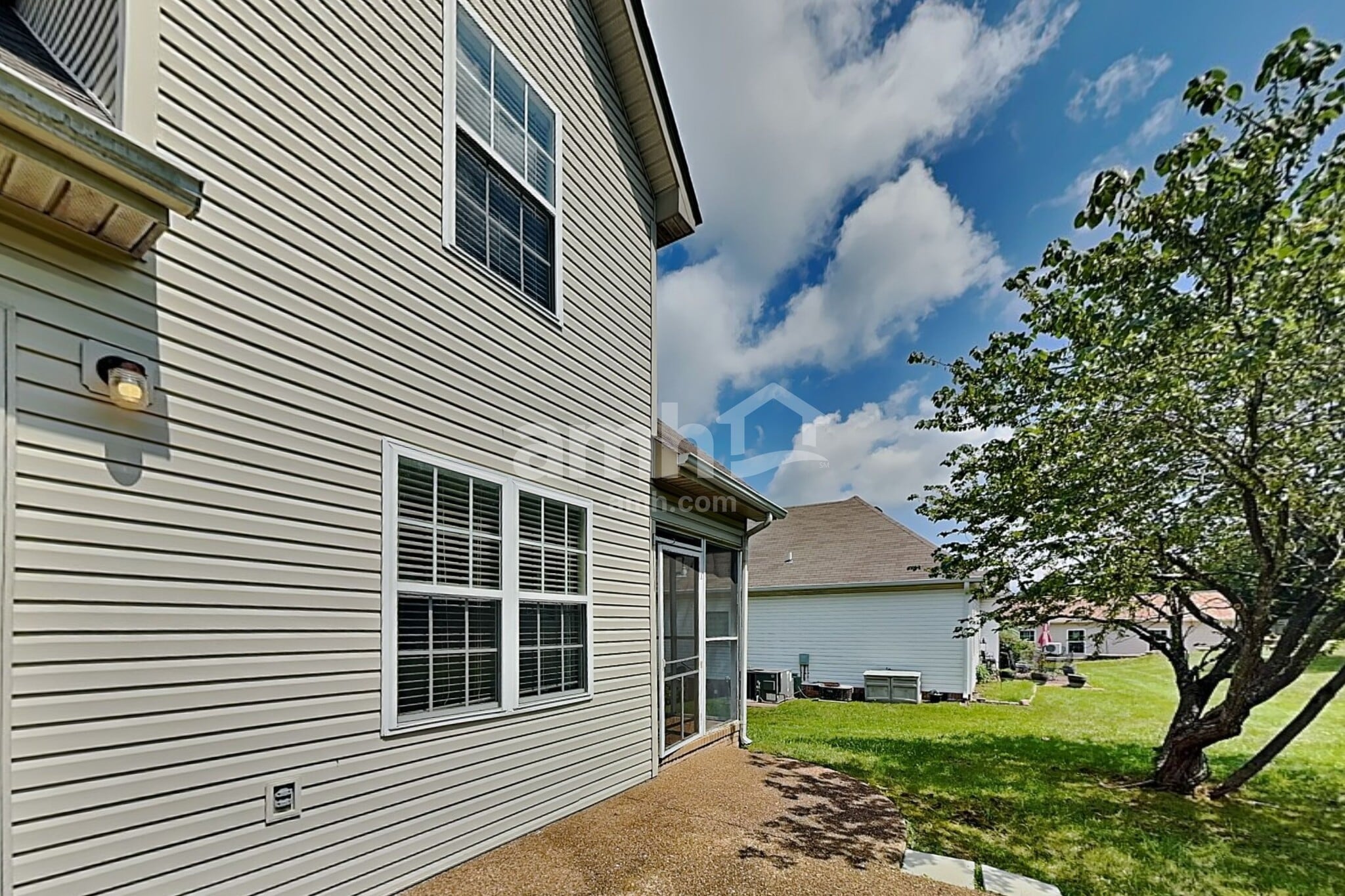 Building Photo - 1914 Amacher Dr