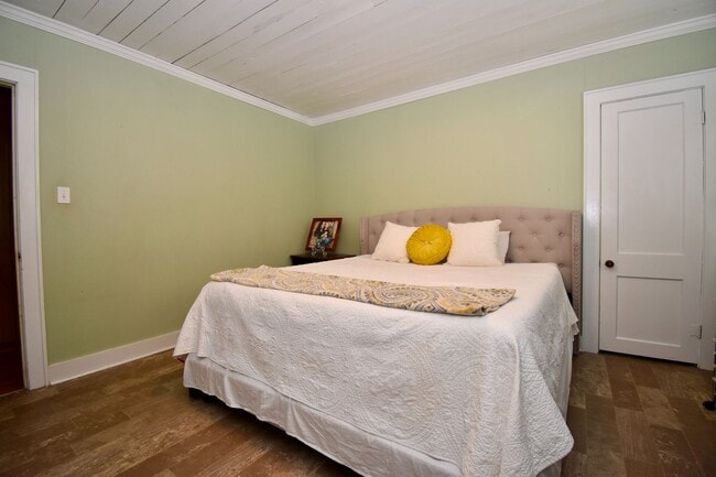 Building Photo - 3 Bed 2 Bath Home on Tech Drive