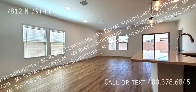 Building Photo - 7812 N 79th Dr