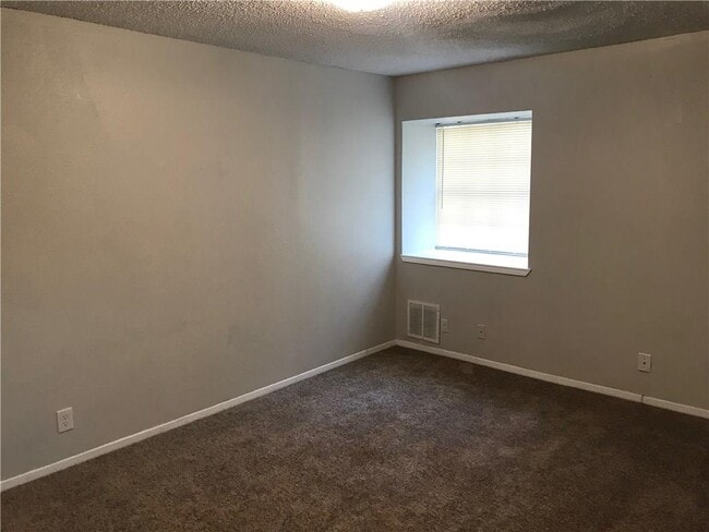 Building Photo - 4902 West Gate Blvd