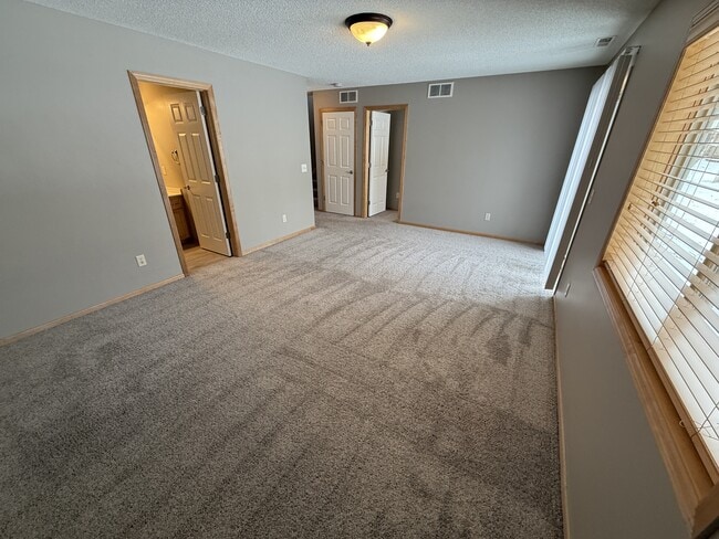 Building Photo - 11615 Prospect Curve