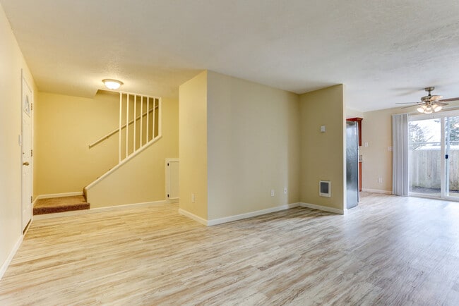 Building Photo - Completely remodeled with Washer/Dryer in ...