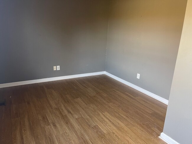 Building Photo - 2301 Filiatreau Ln