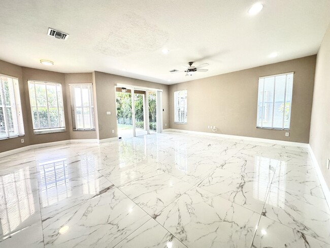 Building Photo - 11818 Preservation Ln