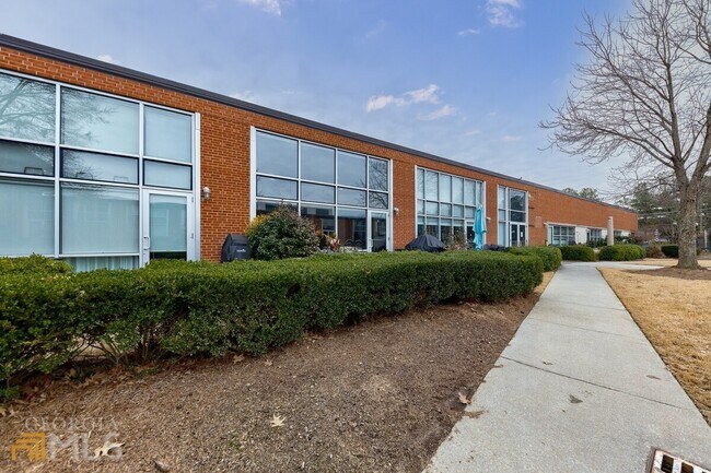 Building Photo - 5200 Peachtree Rd