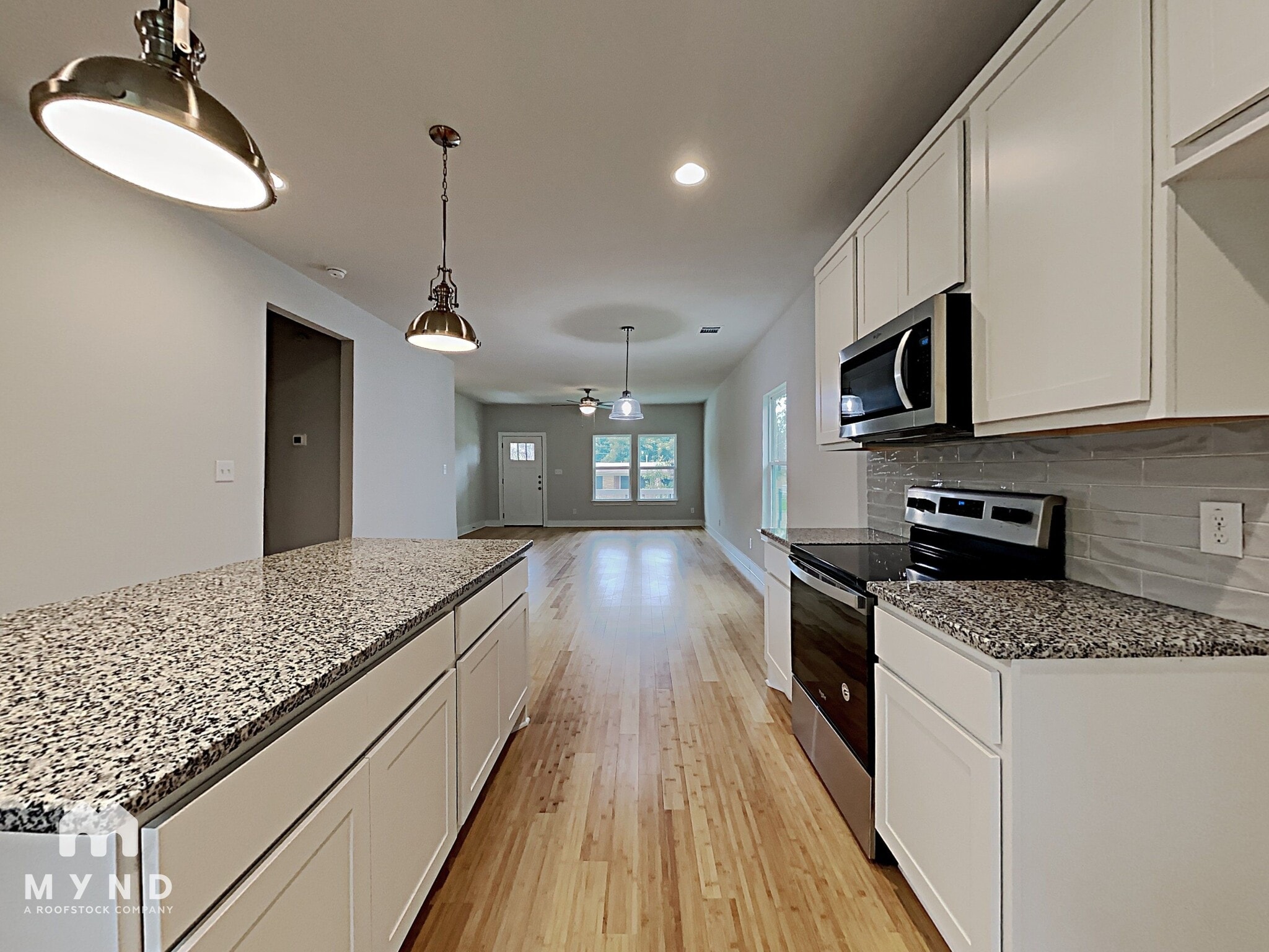 Building Photo - 423 Channing Ave