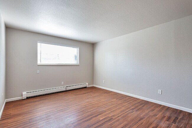Building Photo - 5339 S Elati St