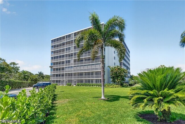 Building Photo - 5 Bluebill Ave