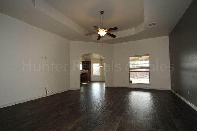 Building Photo - 4 Bedroom in Copperas Cove’s House Creek N...