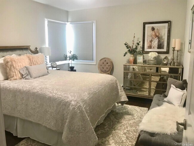 Building Photo - 9 North St