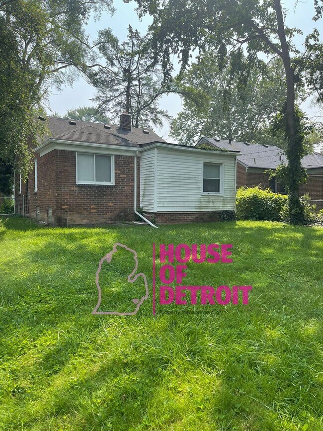 Building Photo - Beautiful 3 Bedroom Single Family ~Summer ...