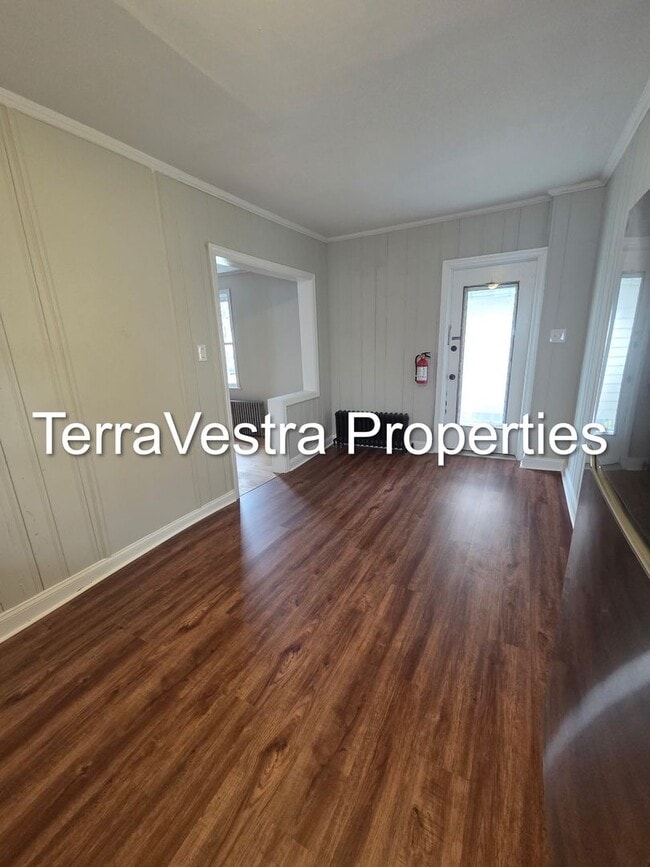 Building Photo - 31 S Myrtle St