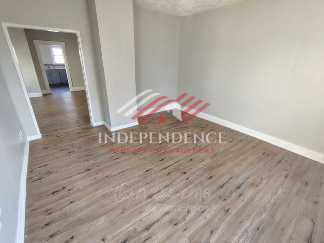 Building Photo - 515 Crawford St