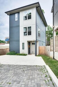 Building Photo - 2109 23rd Ave N