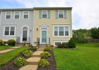 Building Photo - End of Group Townhome, with Finished Basement, in Abingdon