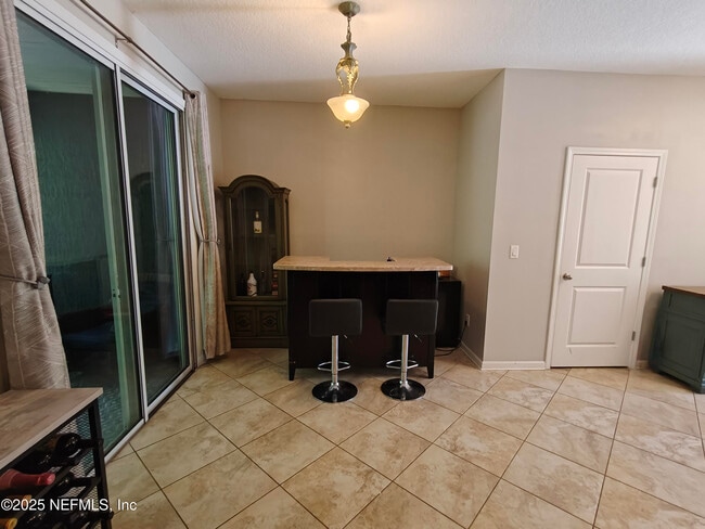 Building Photo - 3284 Chestnut Ridge Way