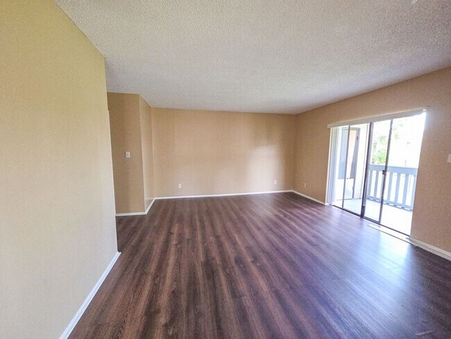 Building Photo - 152 Springwood Cir