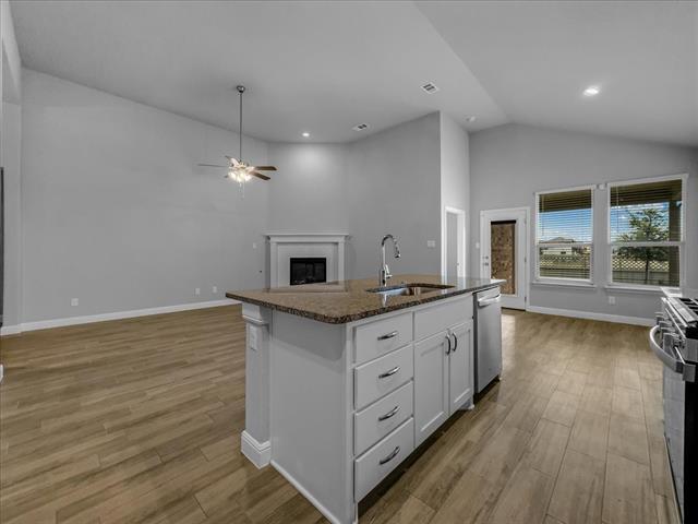 Building Photo - 1605 Camp Ct